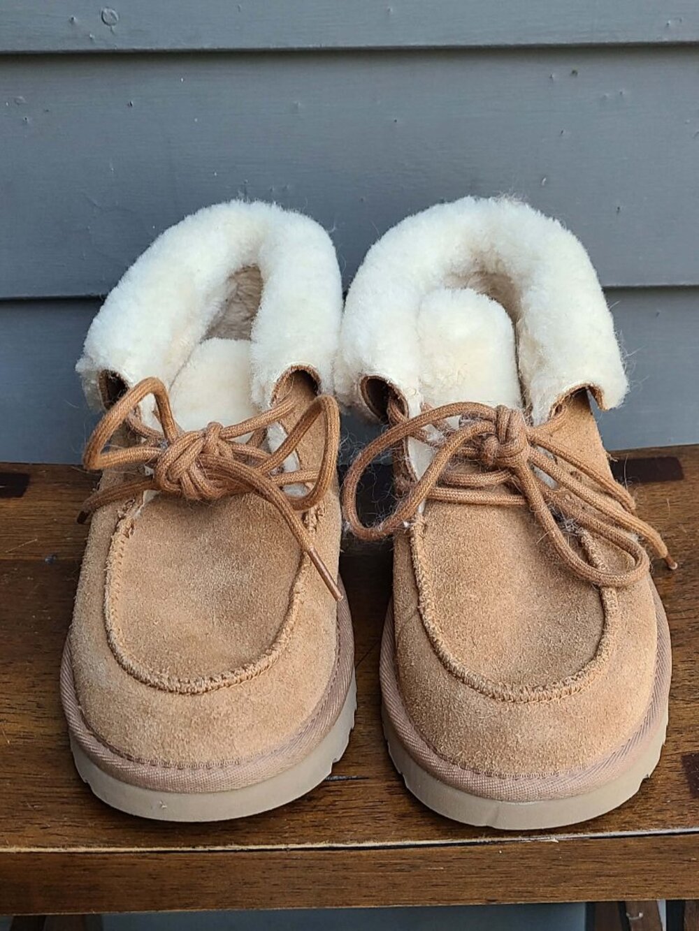UGG Diara Boot Chestnut Suede Off White Shearling size 8